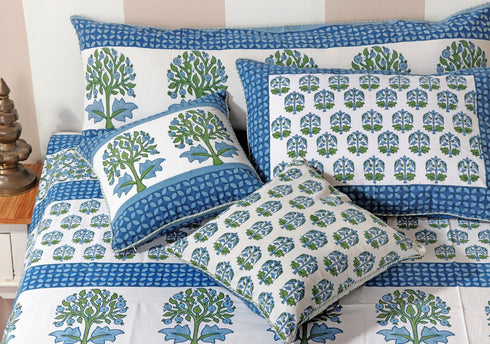 40s Cotton Pillow Cover in Graphic Block Print